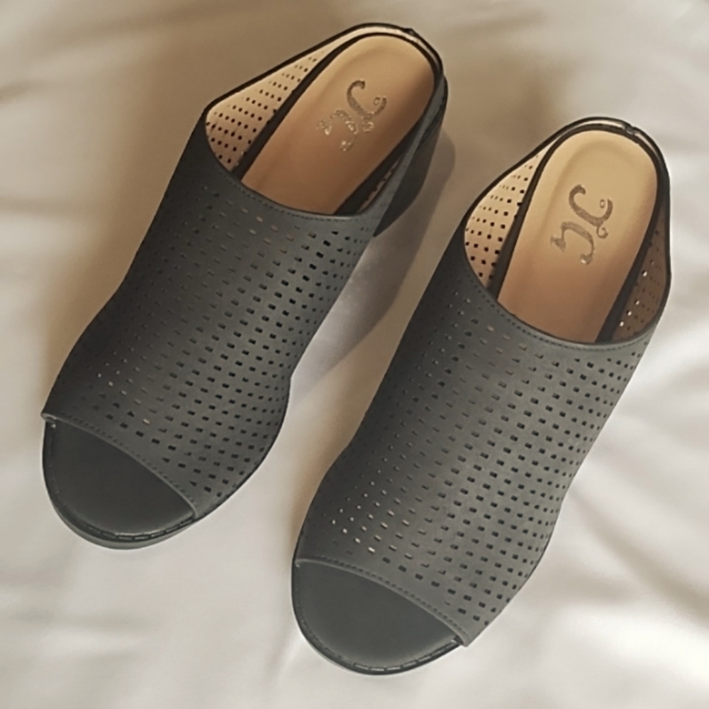 Journee Collection Womens Ziff Mules Black